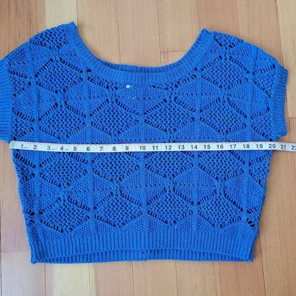 Vintage y2k candie's blue crochet crop top button details maximalist mcbling - Picture 7 of 8
